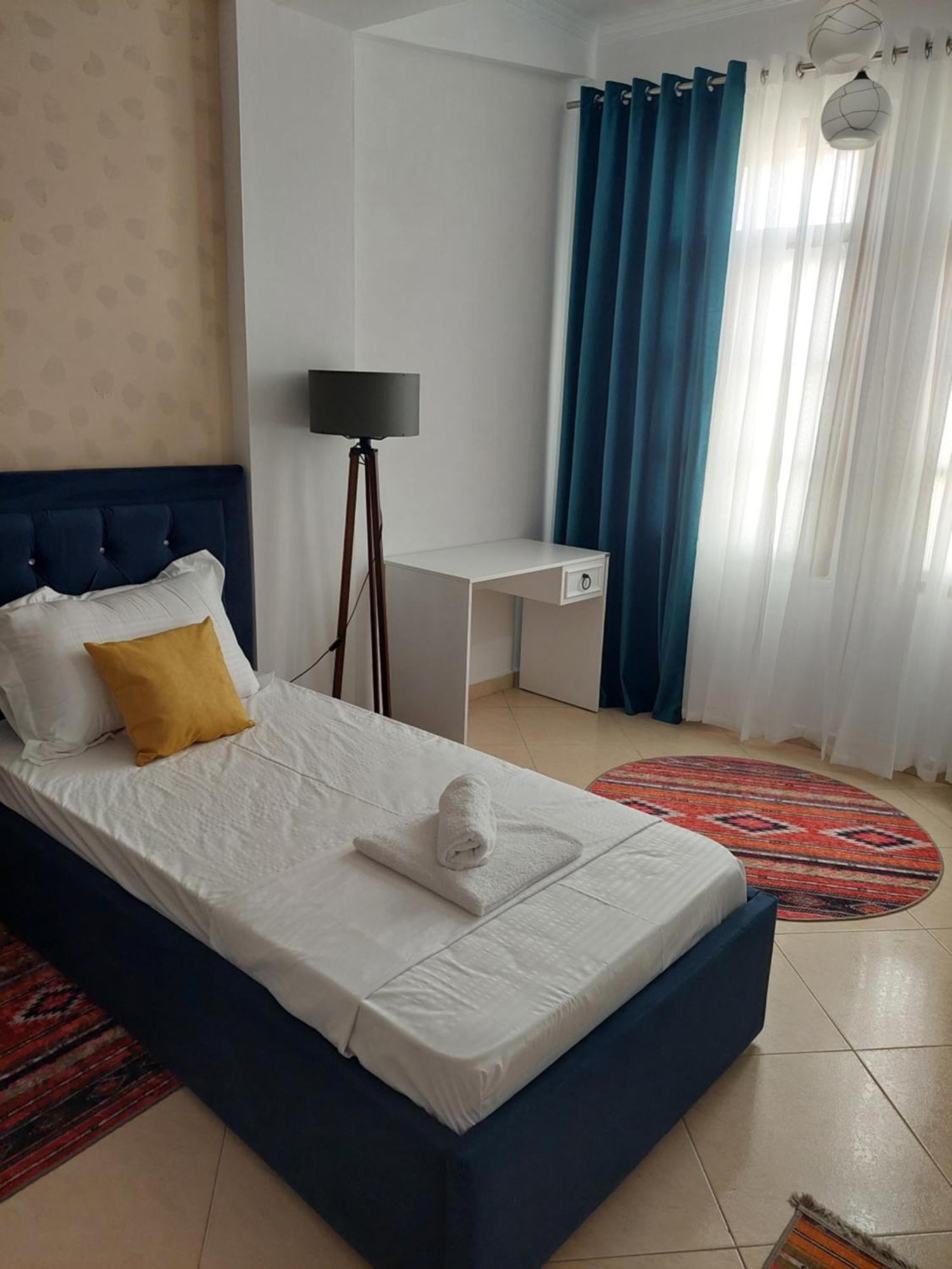 Godard Apartments Vlorë Exterior foto