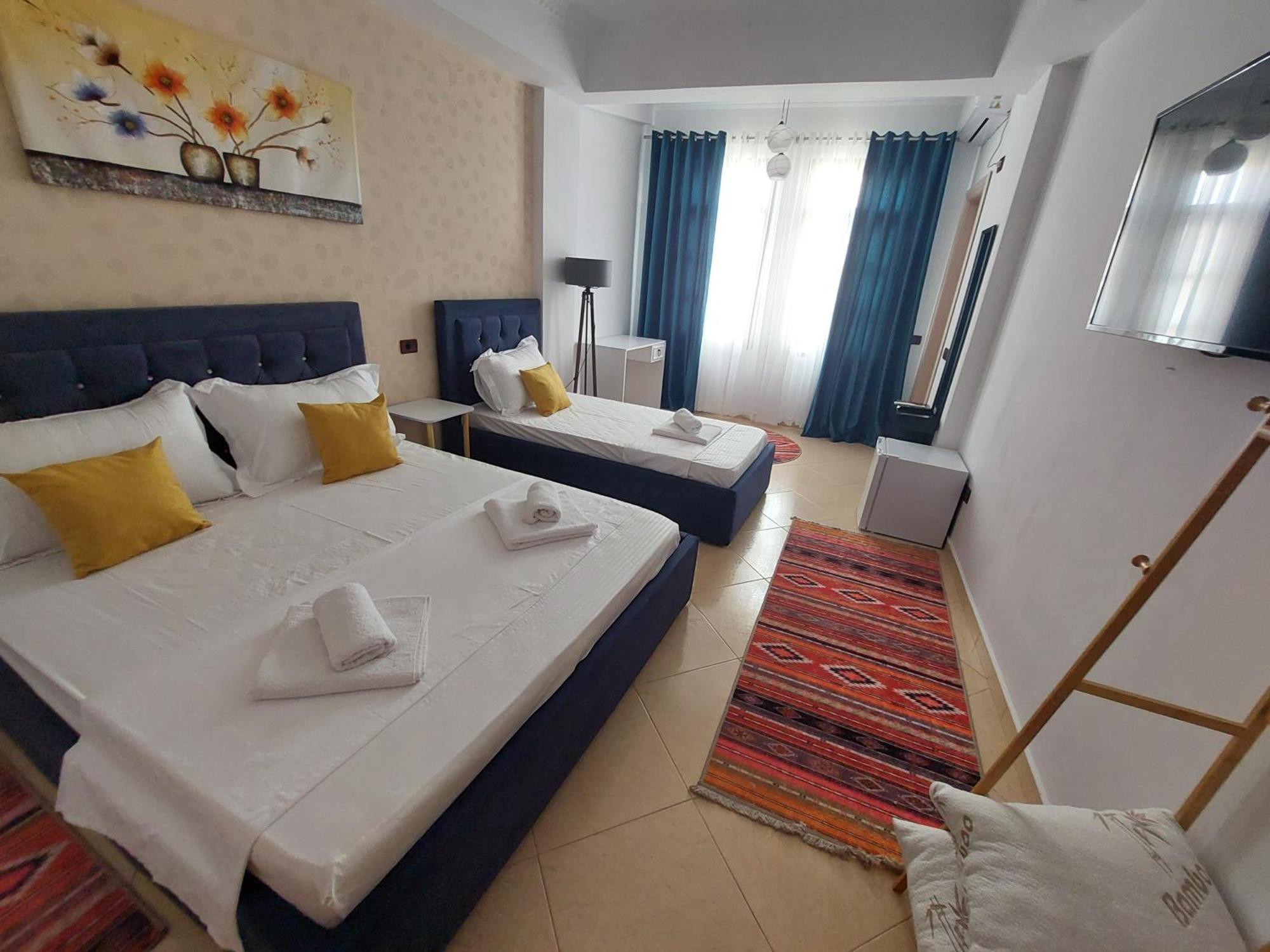 Godard Apartments Vlorë Exterior foto
